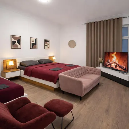 Hbf Love hotel *